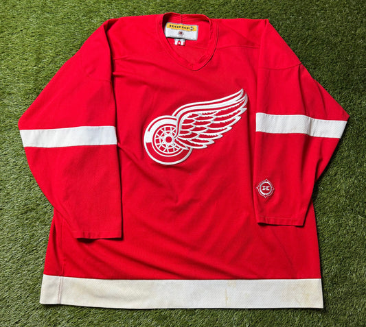 Vintage 90's Detroit Red Wings Jersey