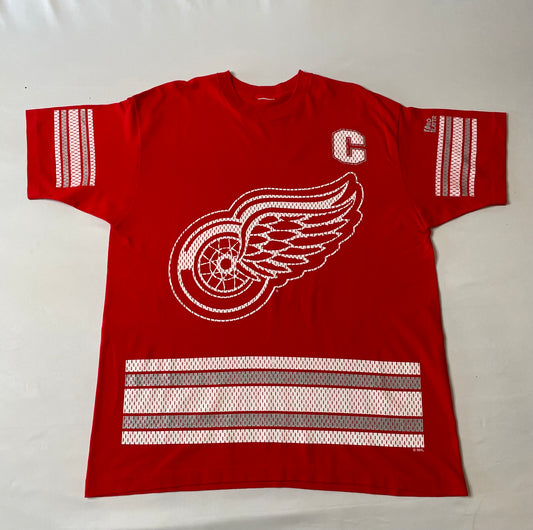 Vintage Detroit Red Wings Yzerman Jersey T Shirt