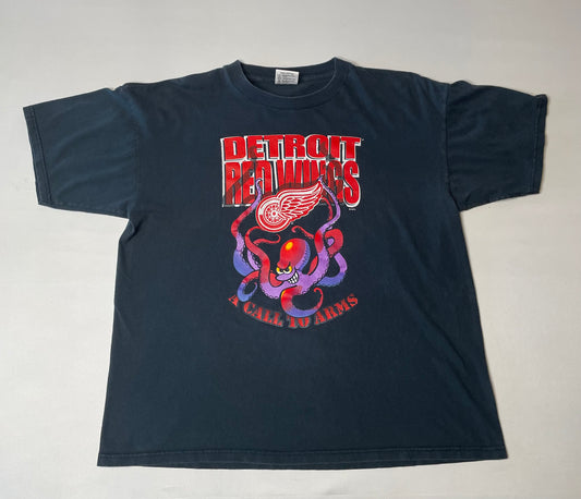 Vintage Detroit Red Wings Call to Arms T Shirt