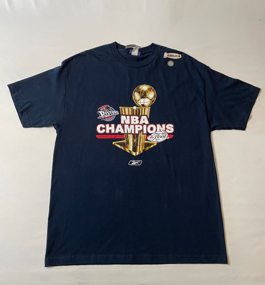 Vintage NWT Detroit Pistons 2004 Champs T Shirt