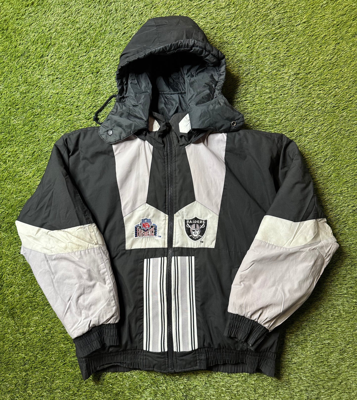 Vintage 90's Oakland Raiders Pro Player Jacket