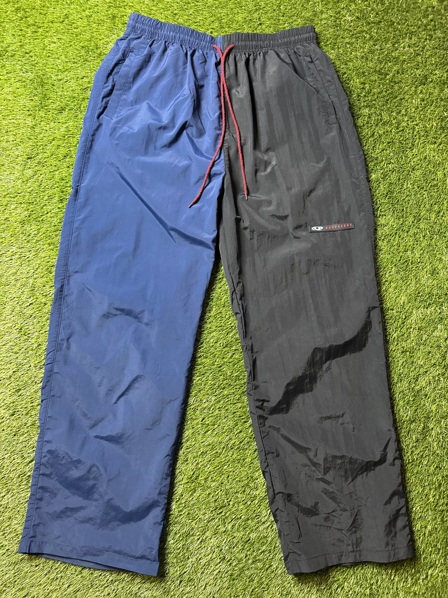 GV Gallery Rasberry Hills Split Track Pants